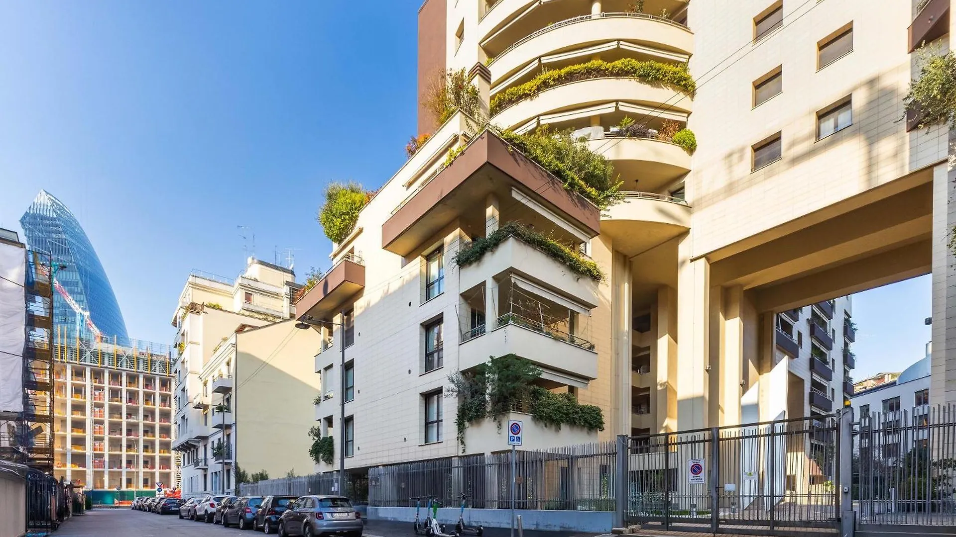 Apartment Citylife Prime Studio - In Front Of The Shopping District With Big Terrace And Gym Mailand Italien